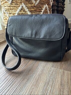 Vintage CORNELL Black Leather Shoulder Bag